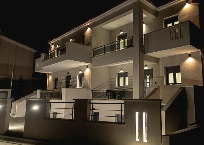 Rafkon Luxury Apartments - Myrina