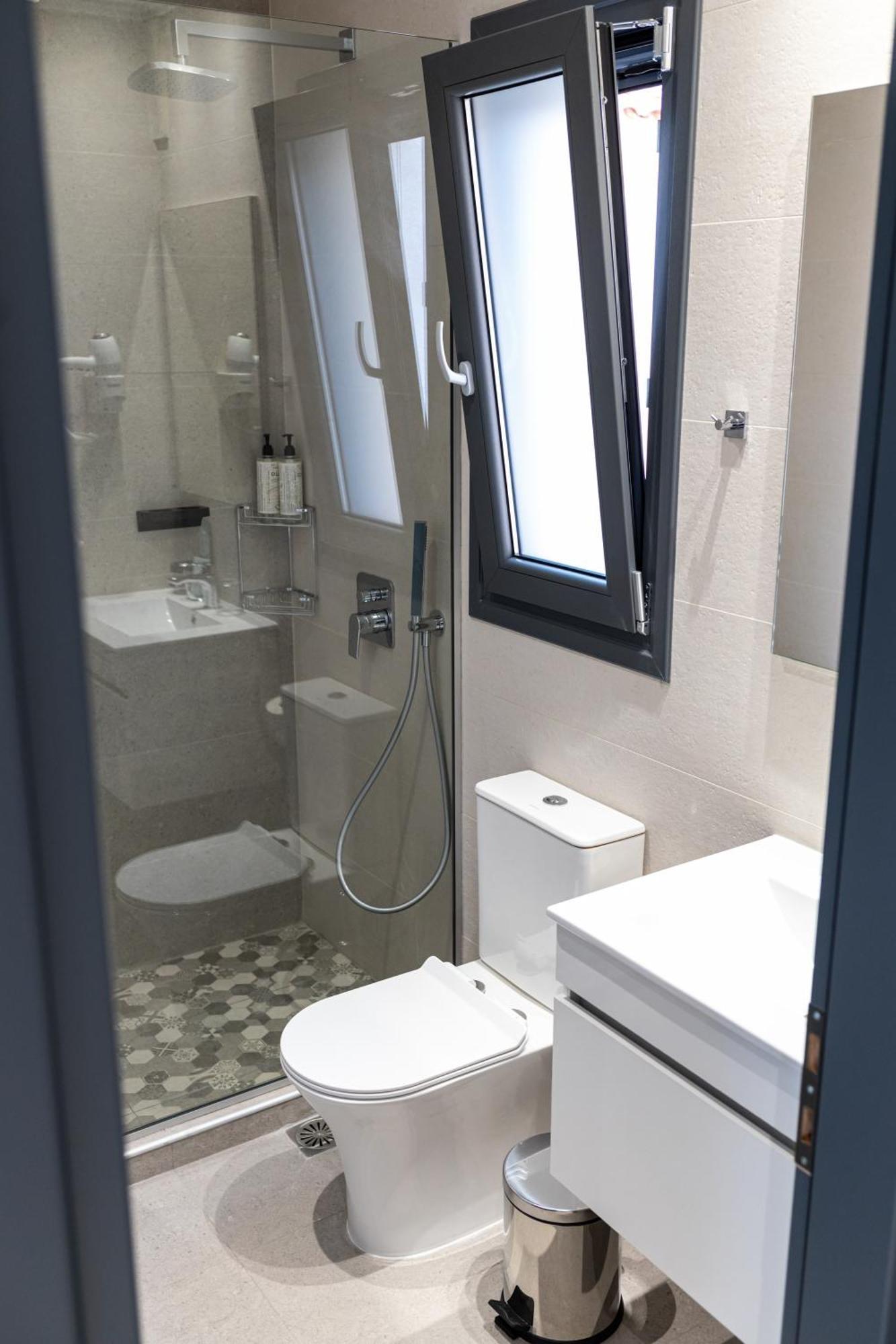 Rafkon Luxury - Apartment Myrina
